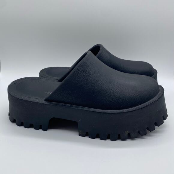 Jeffrey Campbell Women's size 8 Black Rubber Clogs Boho Chunky Bohemian - Picture 1 of 9